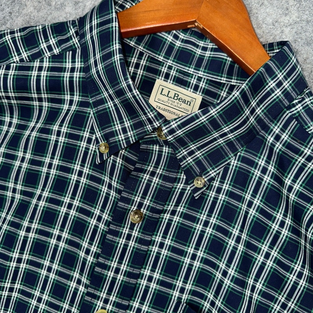 L.L.Bean Shirt Mens XL Blue Green Plaid Traditional Fit Cotton Button Down